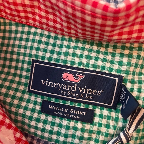 NWT Vineyard Vines Boys Button Down - Picture 2 of 4